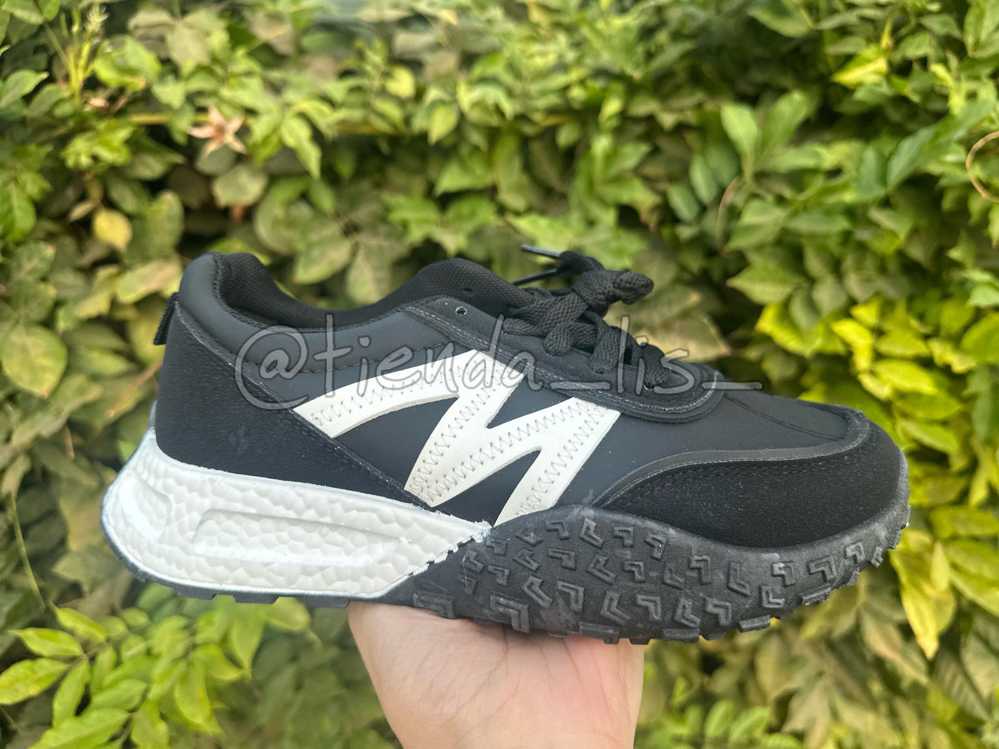 Estilo NB Black